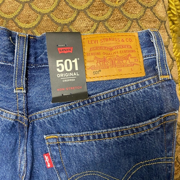 501 original cropped Levi’s - Picture 3 of 7